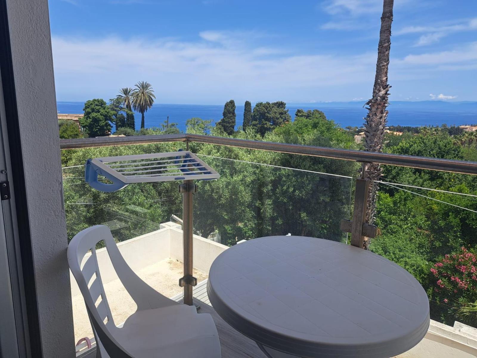 B&B Decarlo Property טרופאה מראה חיצוני תמונה